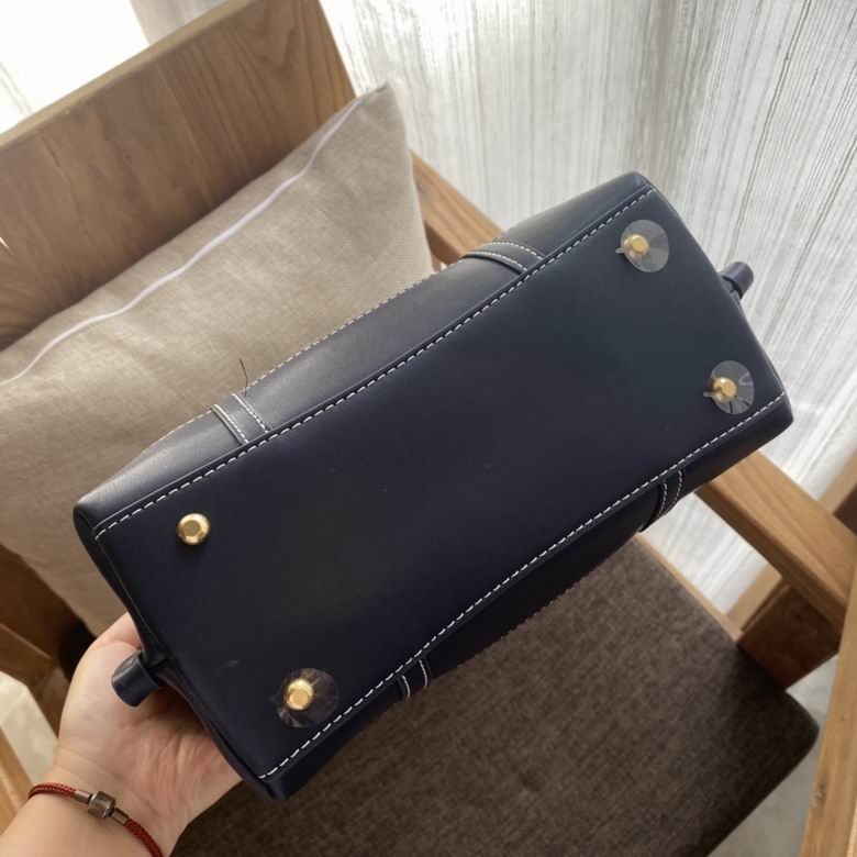 072 29X36X13.4cm TB 6