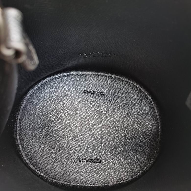 1531 18.5X23X15cm XM 8色 25