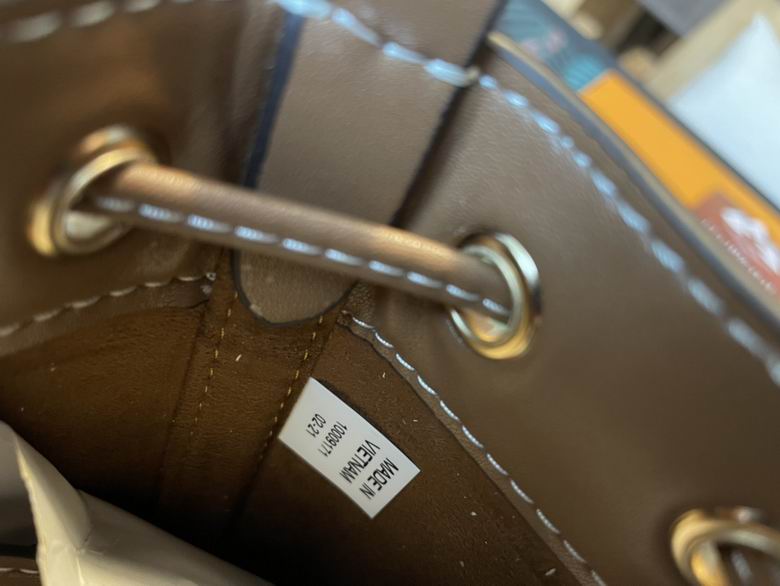 1616 18X14X8cm TB 9色 26