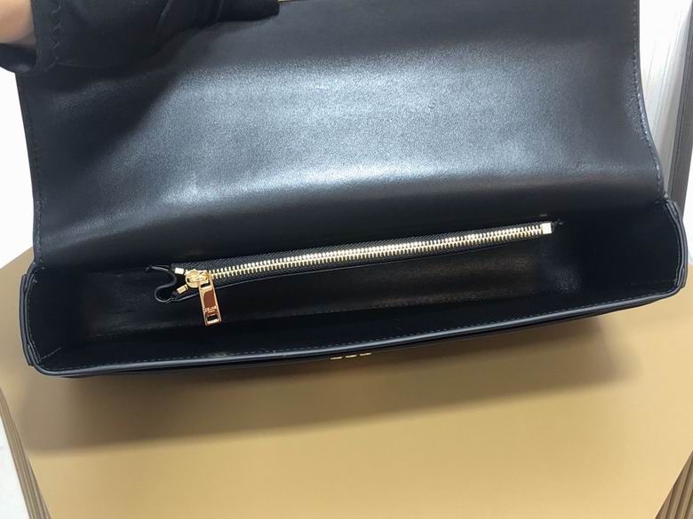 197412DQW.04LU 33X13X5cm SF 3色 18