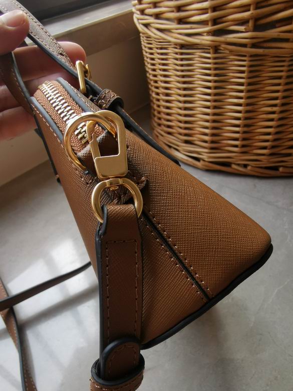 201 22X14X8cm TB 4色 6