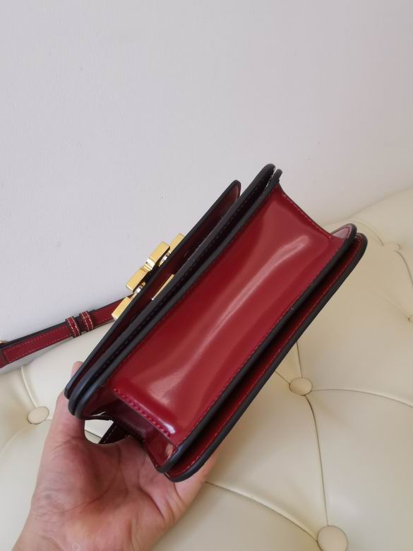 206 13.5X19X7cm TB 3