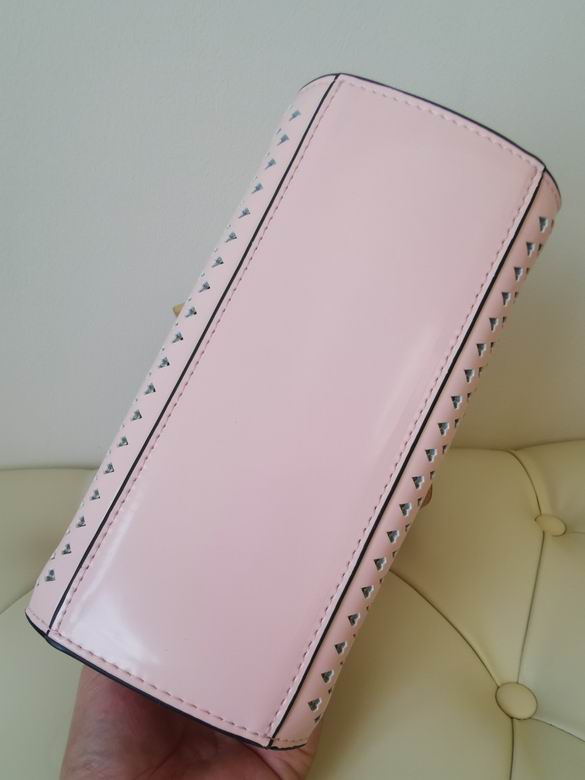 334 19X16X9.5cm TB 4