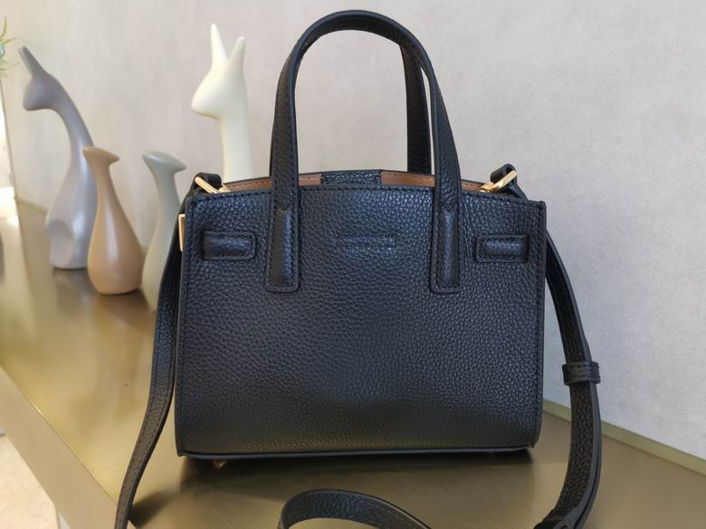 711 20X15X8.5cm TB 3色 12