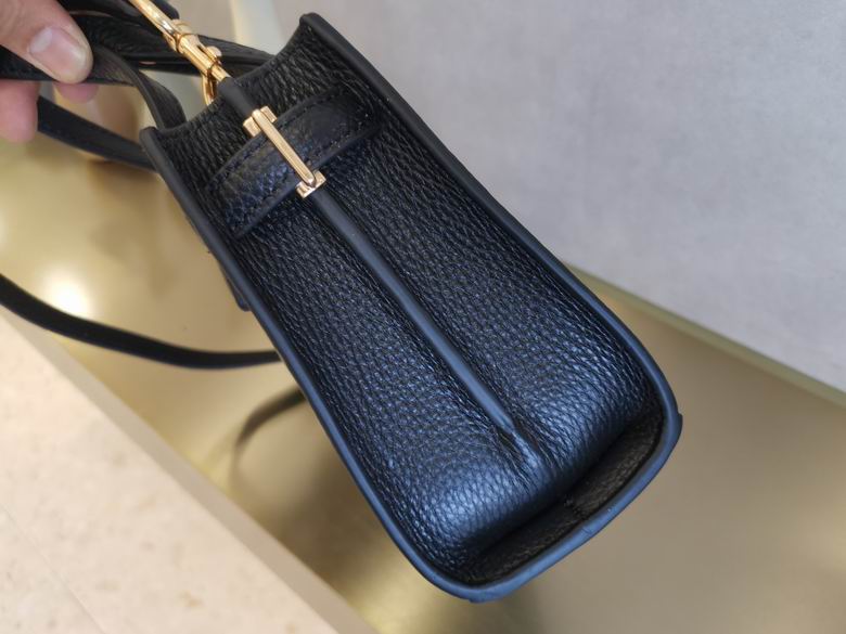 711 20X15X8.5cm TB 3色 14