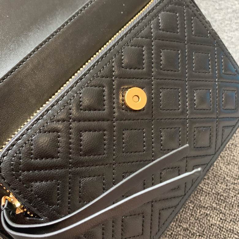 720 17.5X22X9cm TB 9