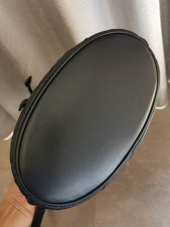 747 23.5X22X13cm TB 3色 4