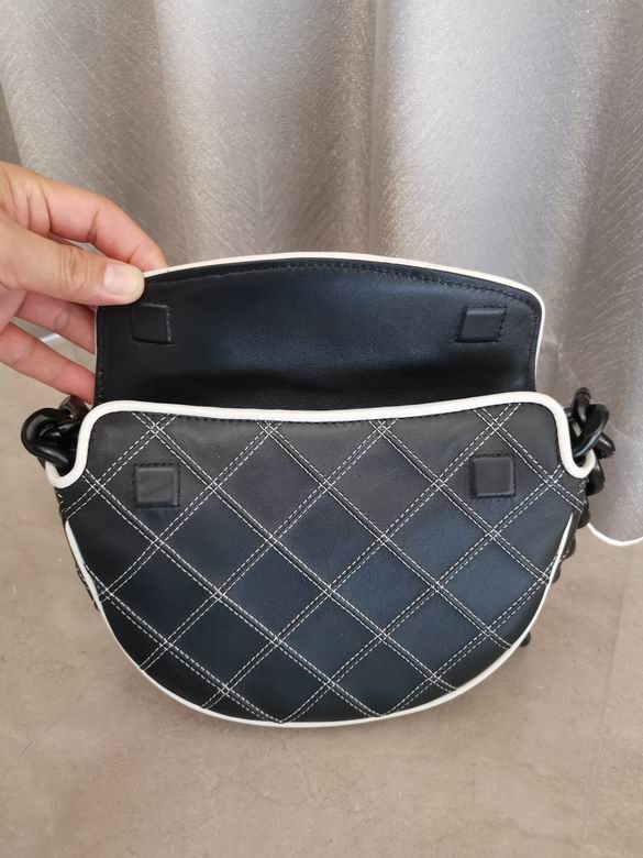 751 14X22.5X5cm TB 5色 30