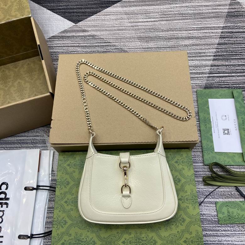 782889 19.5X18X3.5cm MP 4色 10