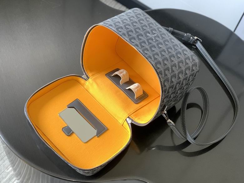 8037 16X14X20cm XM 5 (7)