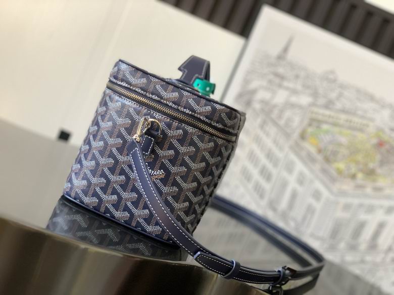 8037 16X14X20cm XM 7 (2)