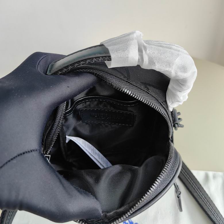 80430881 14X6X19.5cm IQ 2色 18