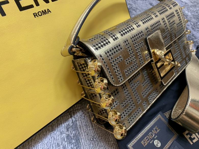 8563 28X15X7cm H 5色 38