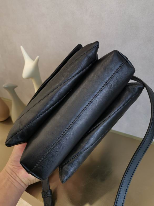 925 24X17X9.5cm TB 3色 11