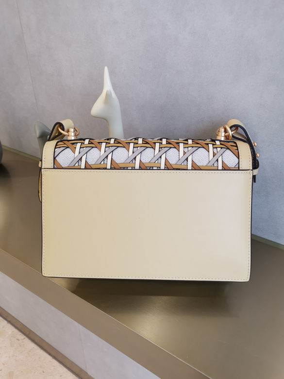 931 27X17.5X8.5cm TB 13色 110