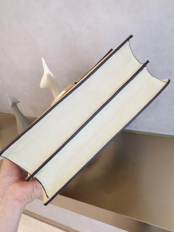 931 27X17.5X8.5cm TB 13色 112