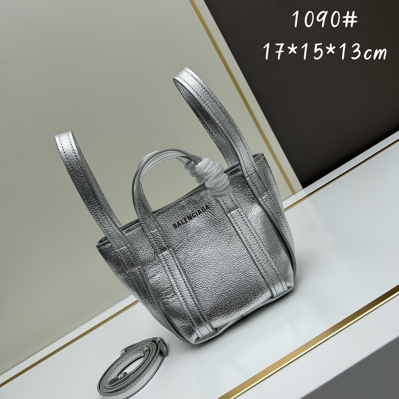 Balenciaga 1090 17x15x13cm ww2_1