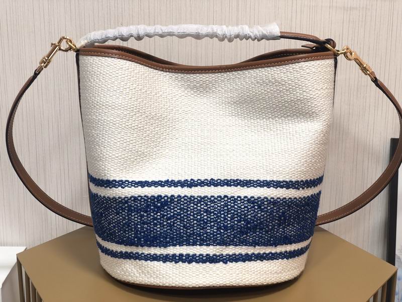 Bucket 16 195573 23 25 23cm ss 09 (25)_