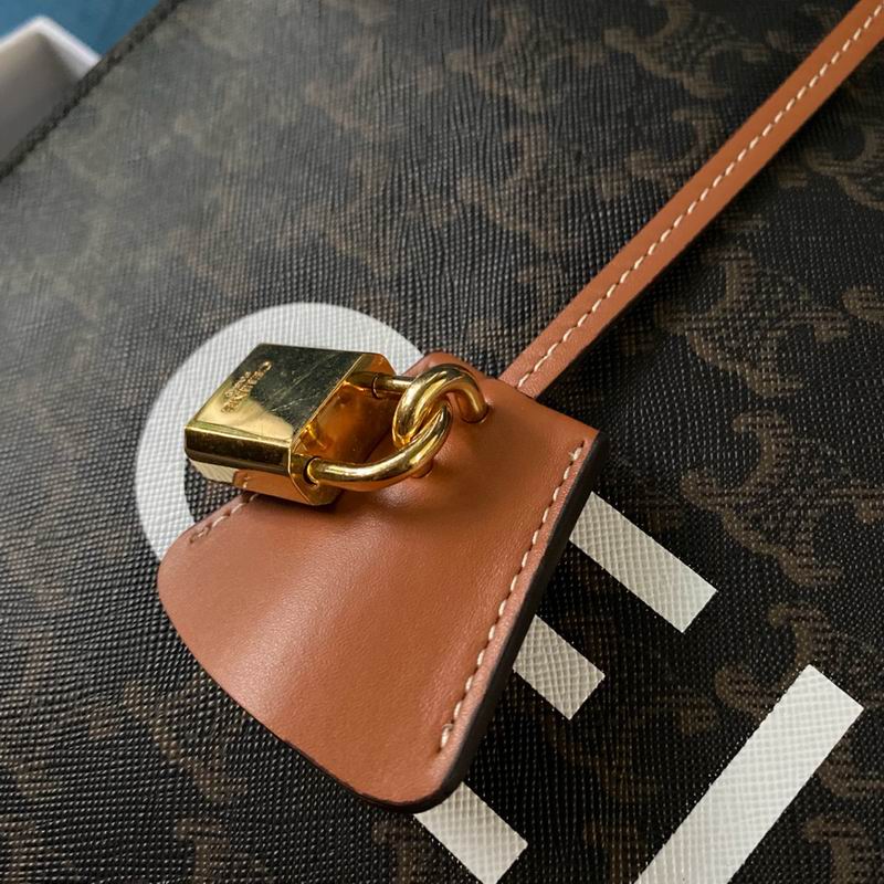 Cabas Triomphe 37x39.5x9cm ss 36 (9)_