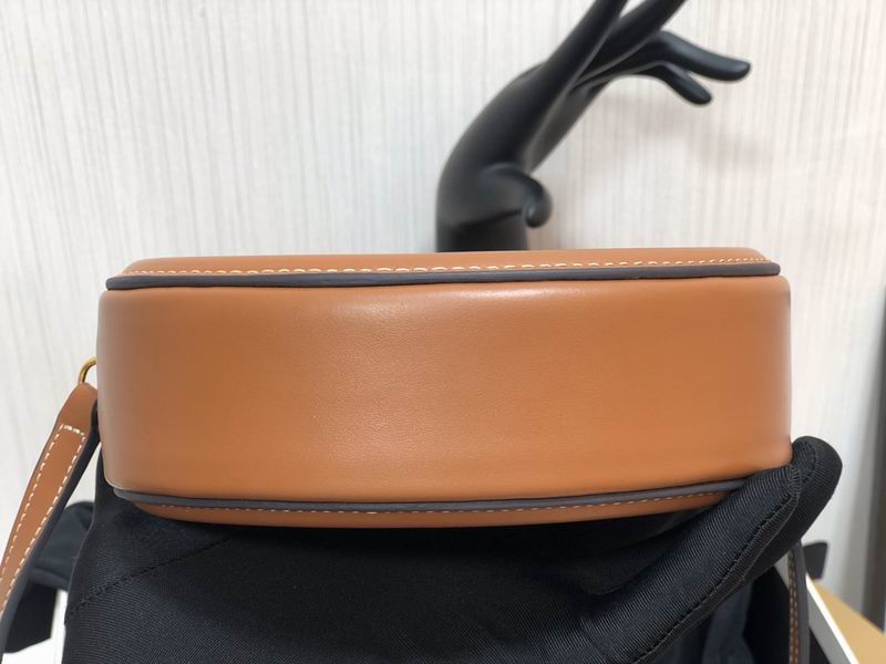 Celine 101703 16x12.5x4cm ss 01 (7)_