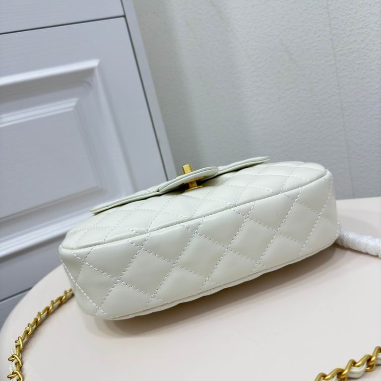 Chanel 6826 23x6.5x14cm zy1_3