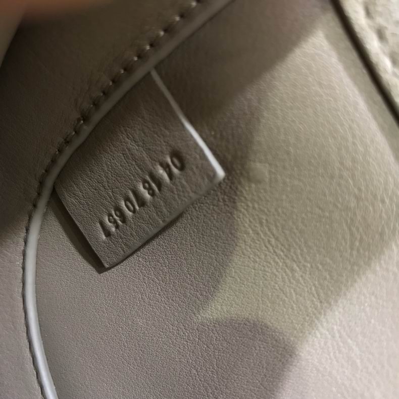 Chloe 20x18.5x7 26x22x8cm ss (3)