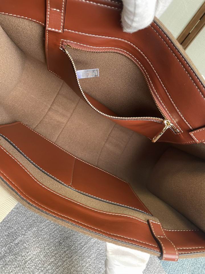 Chloe Woody 6052 37x26x12cm CN1 (25)