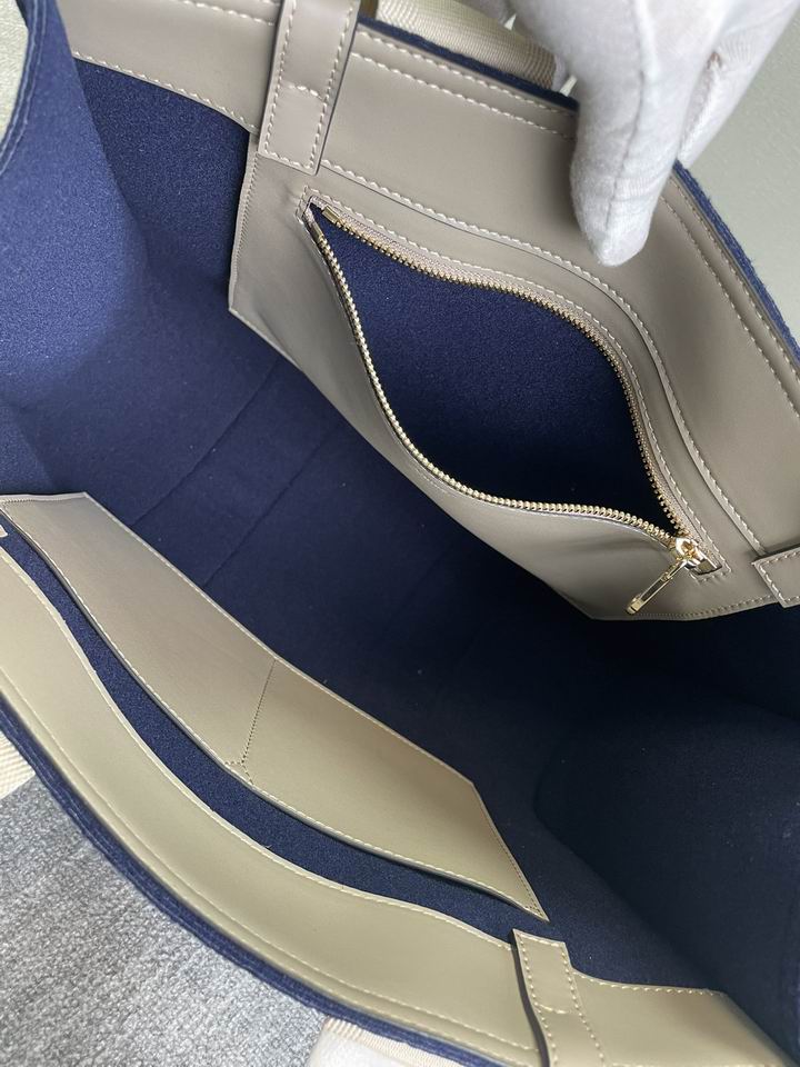 Chloe Woody 6052 37x26x12cm CN1 (8)