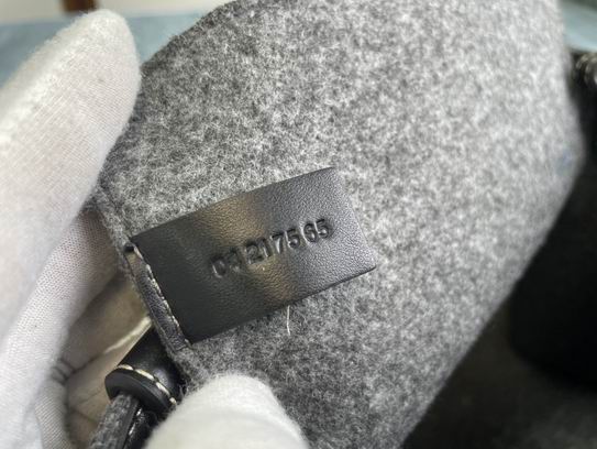 Chloe Woody 6053 26.5x20x8cm CN (16)