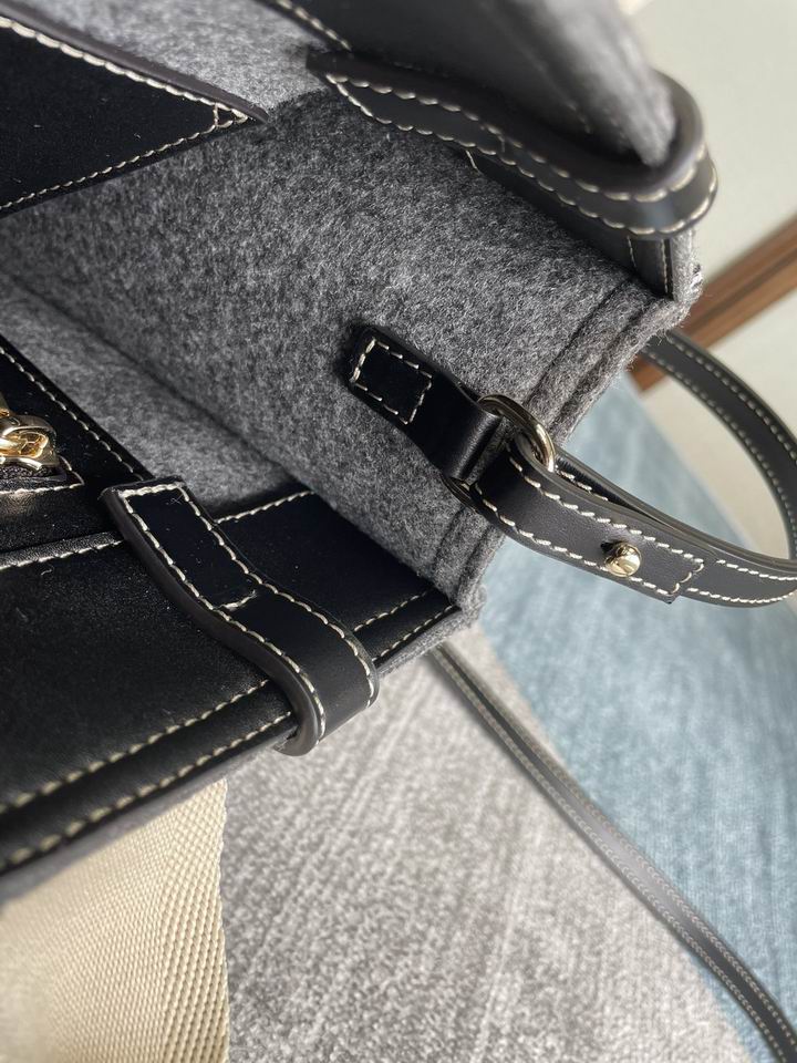 Chloe Woody 6053 26.5x20x8cm CN (18)