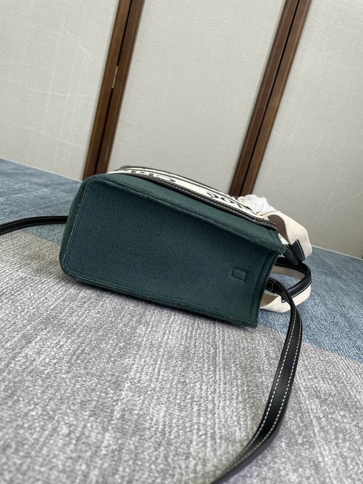 Chloe Woody 6053 26.5x20x8cm CN (30)