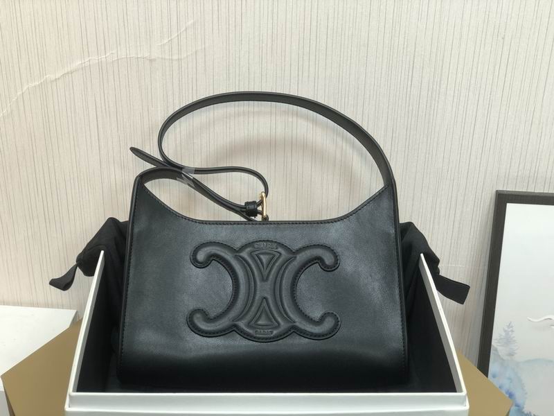 Cuir Triomphe 198153 24x13x5cm ss 04(2)_