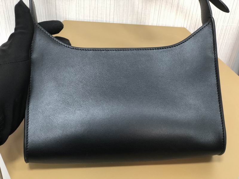 Cuir Triomphe 198153 24x13x5cm ss 04(8)_