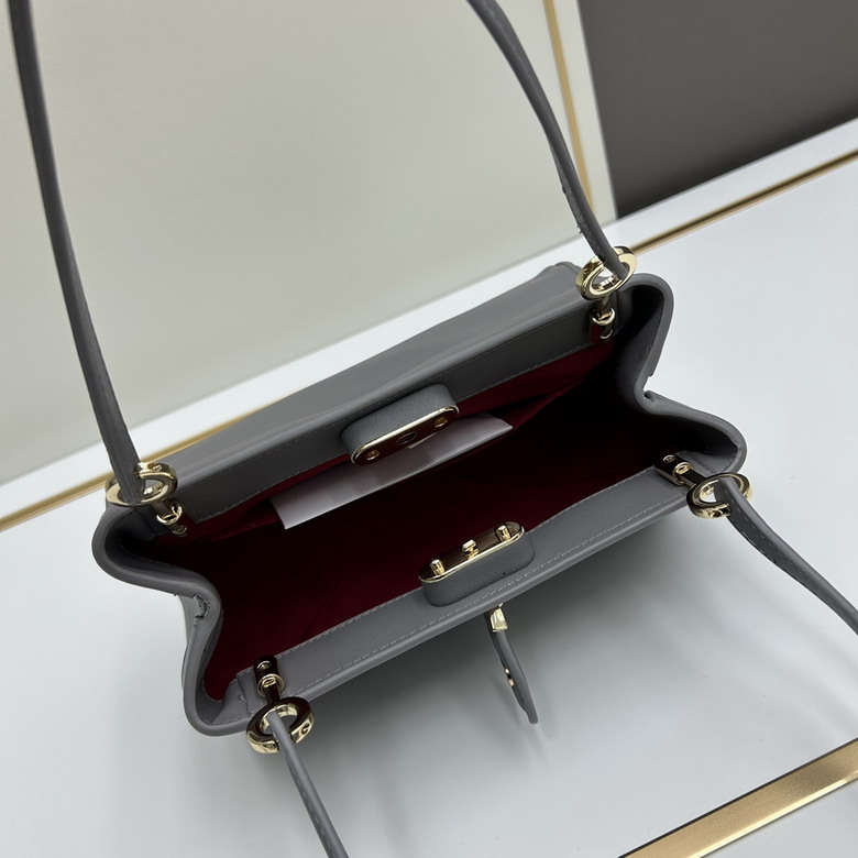 Dior 3633 22x13x12cm ww2_6