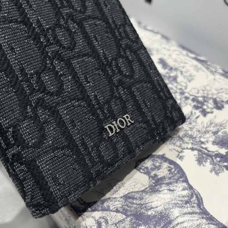 Dior C002 18 5x9 5cm CC3_4