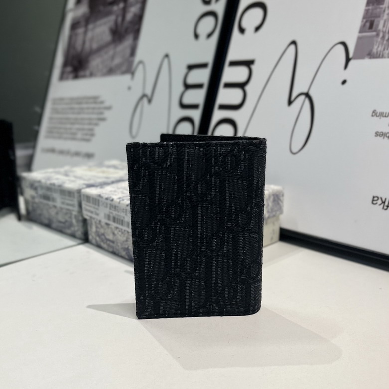 Dior CH138 8 2x11 2cm CC1_3