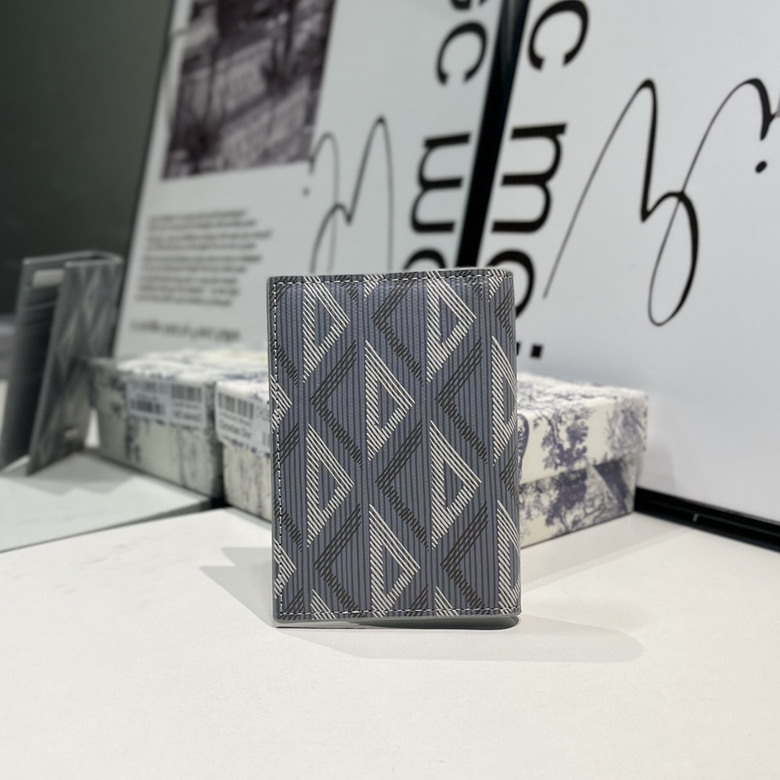 Dior CH138 8 2x11 2cm CC_3