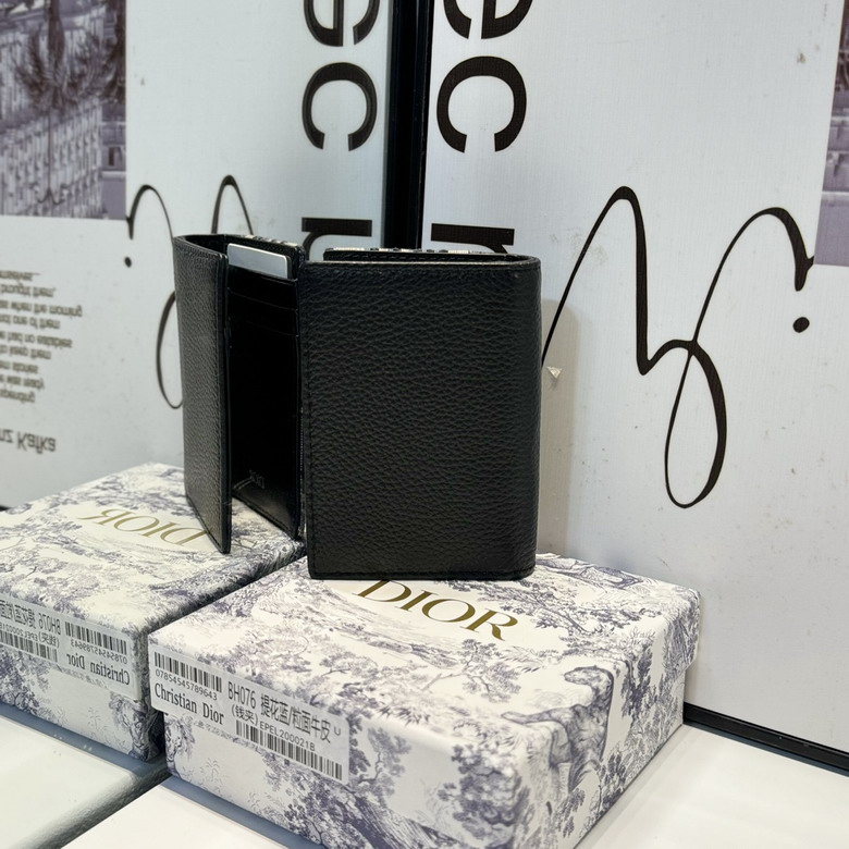 Dior CH169 8 2x11 2cm CC_2