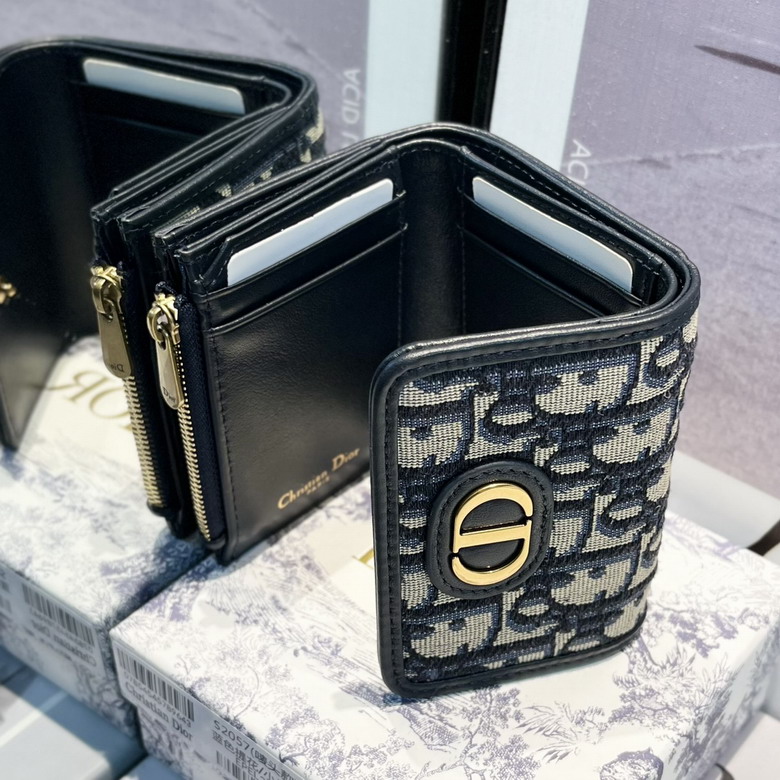 Dior S2057 10x8 5x2cm CC_5