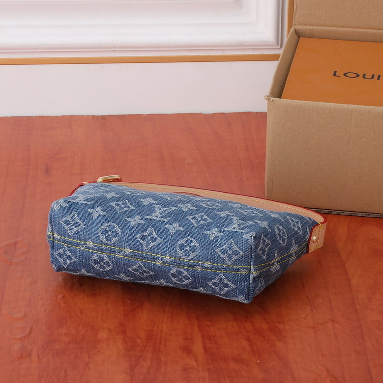 Hills Pochette M82949 20 5x6x16cm ww_4