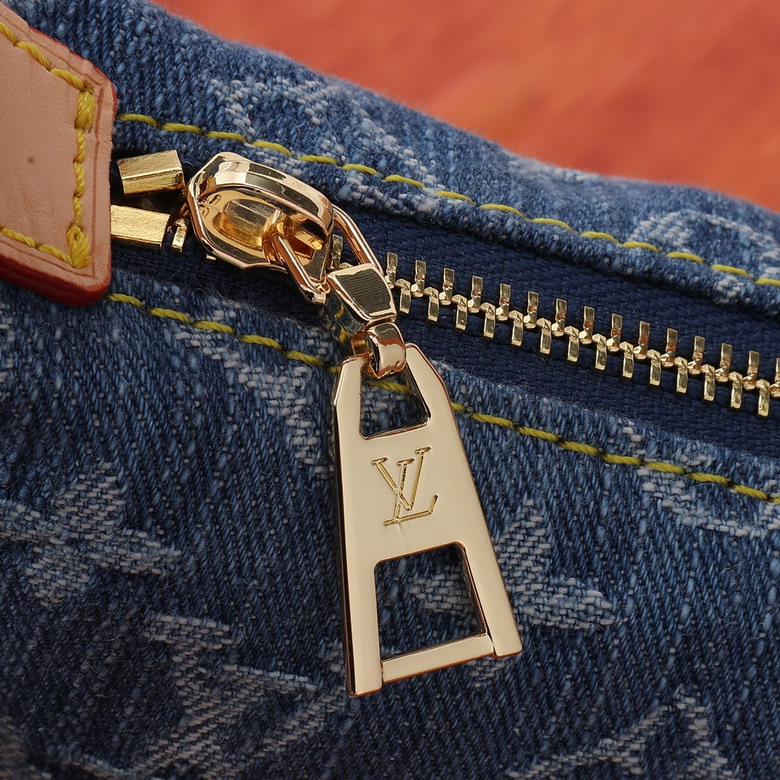 Hills Pochette M82949 20 5x6x16cm ww_8