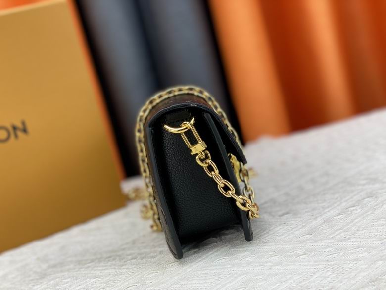 M82637 M82836 19X11X5.5cm YG 2色 12