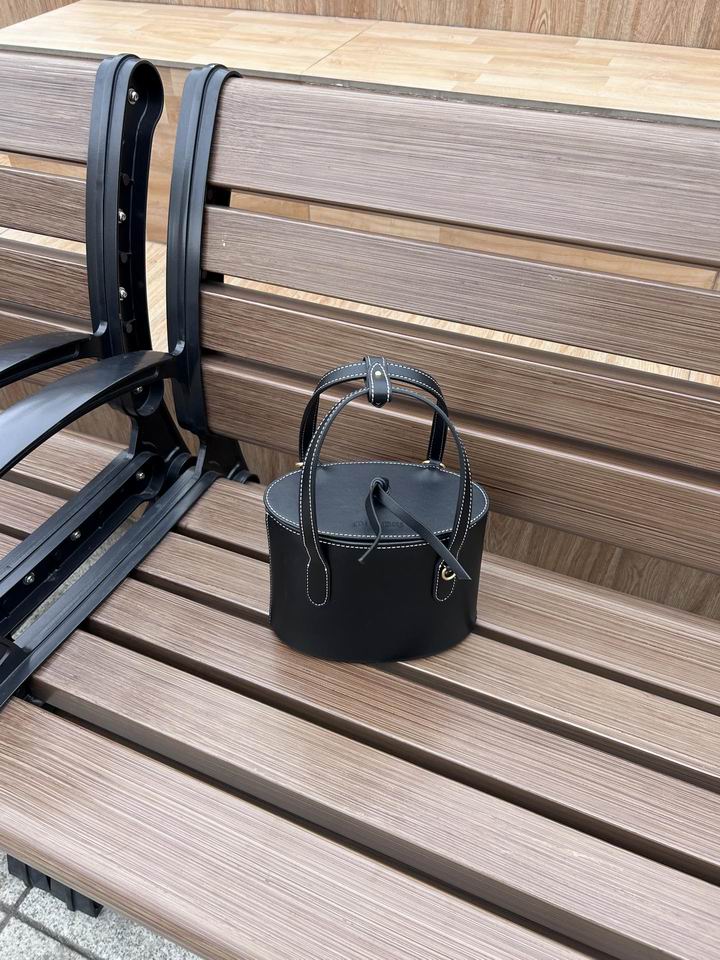 MiuMiu 616020 19x14.5x9.5cm zy1_2