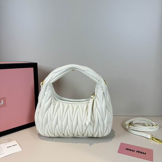 Miumiu 803 21x22x7cm zy1_7