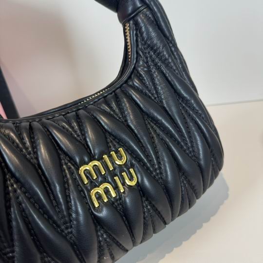 Miumiu 803 21x22x7cm zy_9