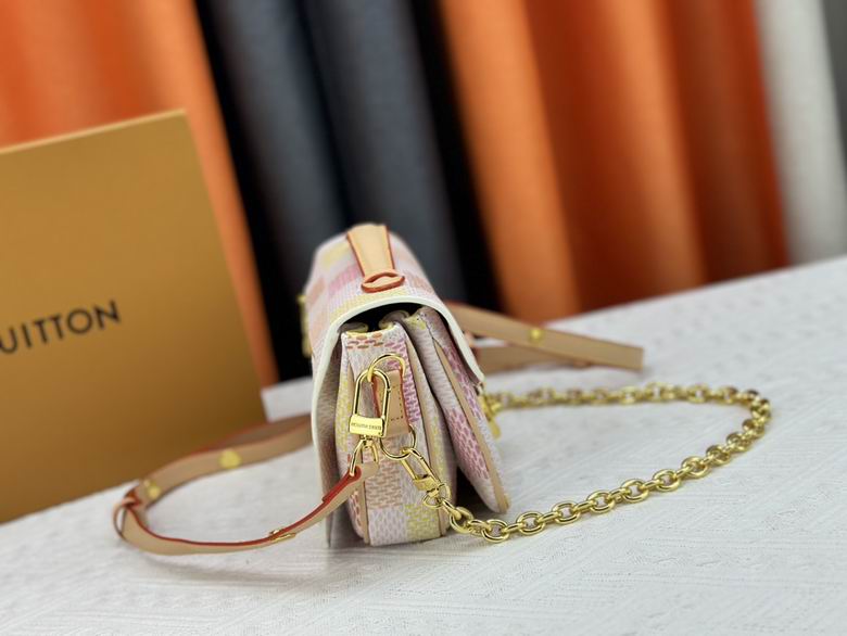 N40749 M46914 21.5X13.5X6cm YG 2色 3