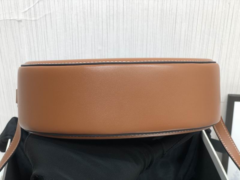 Oval Cuir Triomphe 20x15x6cm ss 01 (6)_