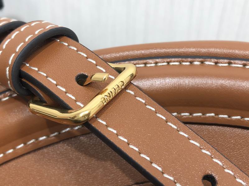 Oval Cuir Triomphe 20x15x6cm ss 01 (8)_