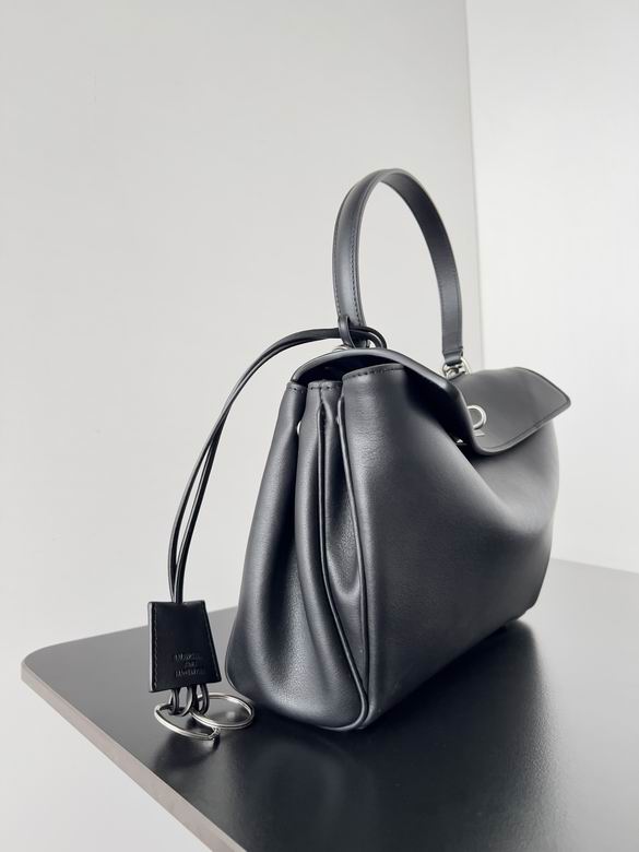 Rodeo 8888 28.9X20X9.9cm GY 2色 3