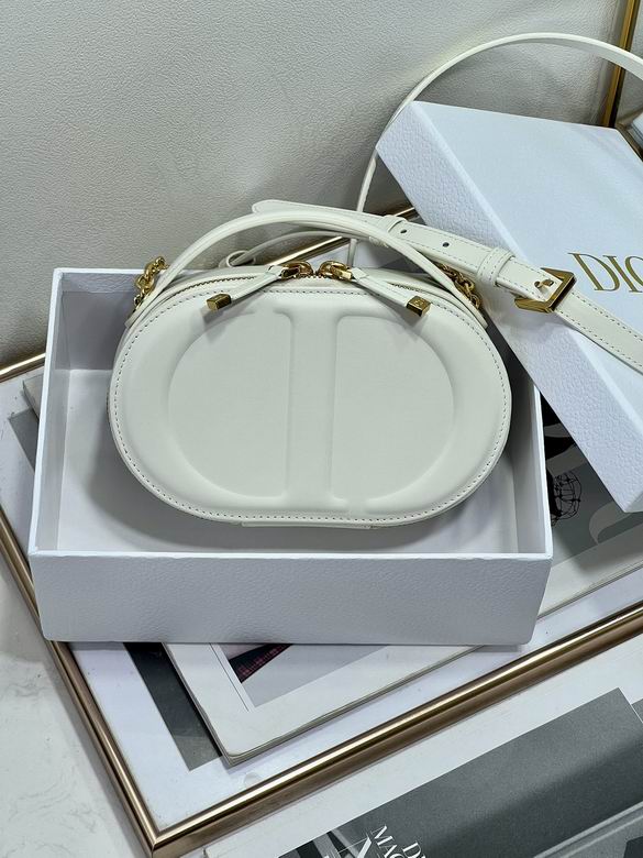 Signature 18X11X6.5cm 040507 YG 3色 12